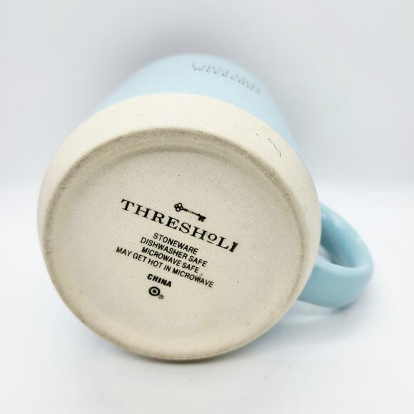 Threshold Light Blue Stoneware Coffee Mug with "I JUST LOVE WEEKENDS" on Front - Picture 5 of 7